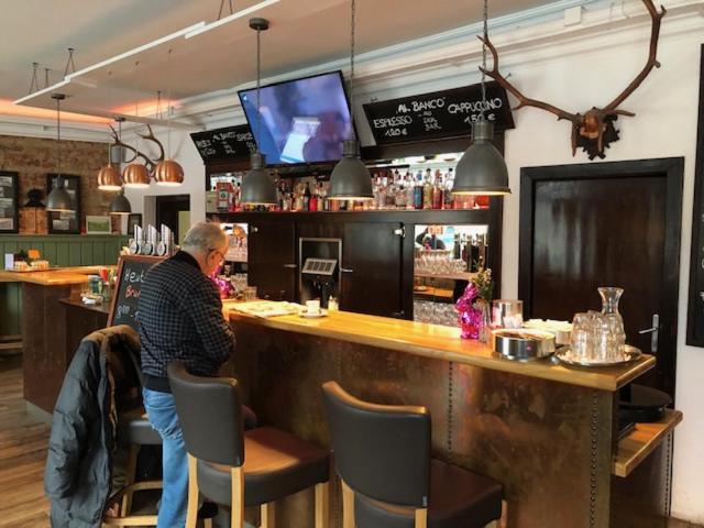 Corso, Zimmer & Fruehstueck Pressbaum Dış mekan fotoğraf